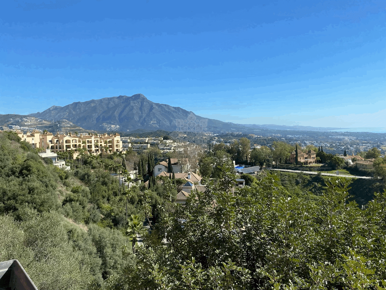 Ground Floor Apartment in Monte Halcones, Benahavis
