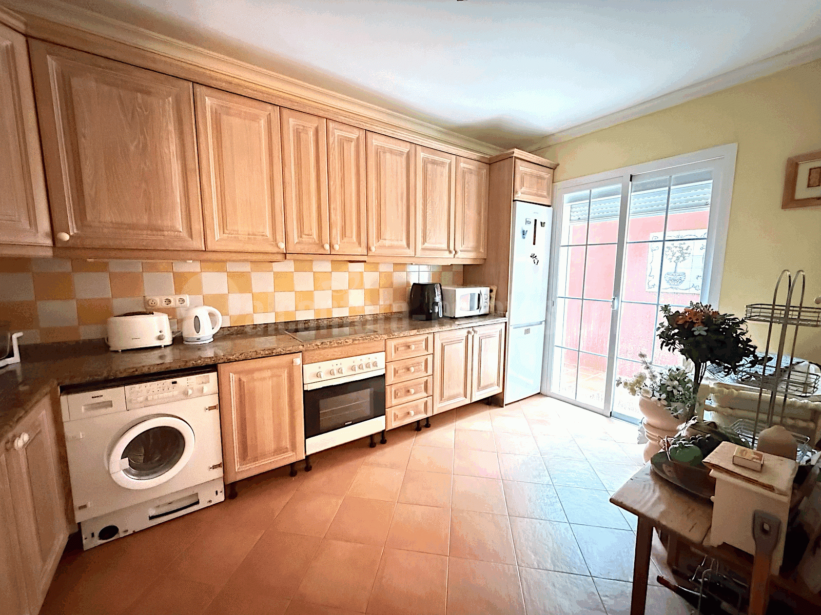 Apartamento Planta Baja en Monte Halcones, Benahavis