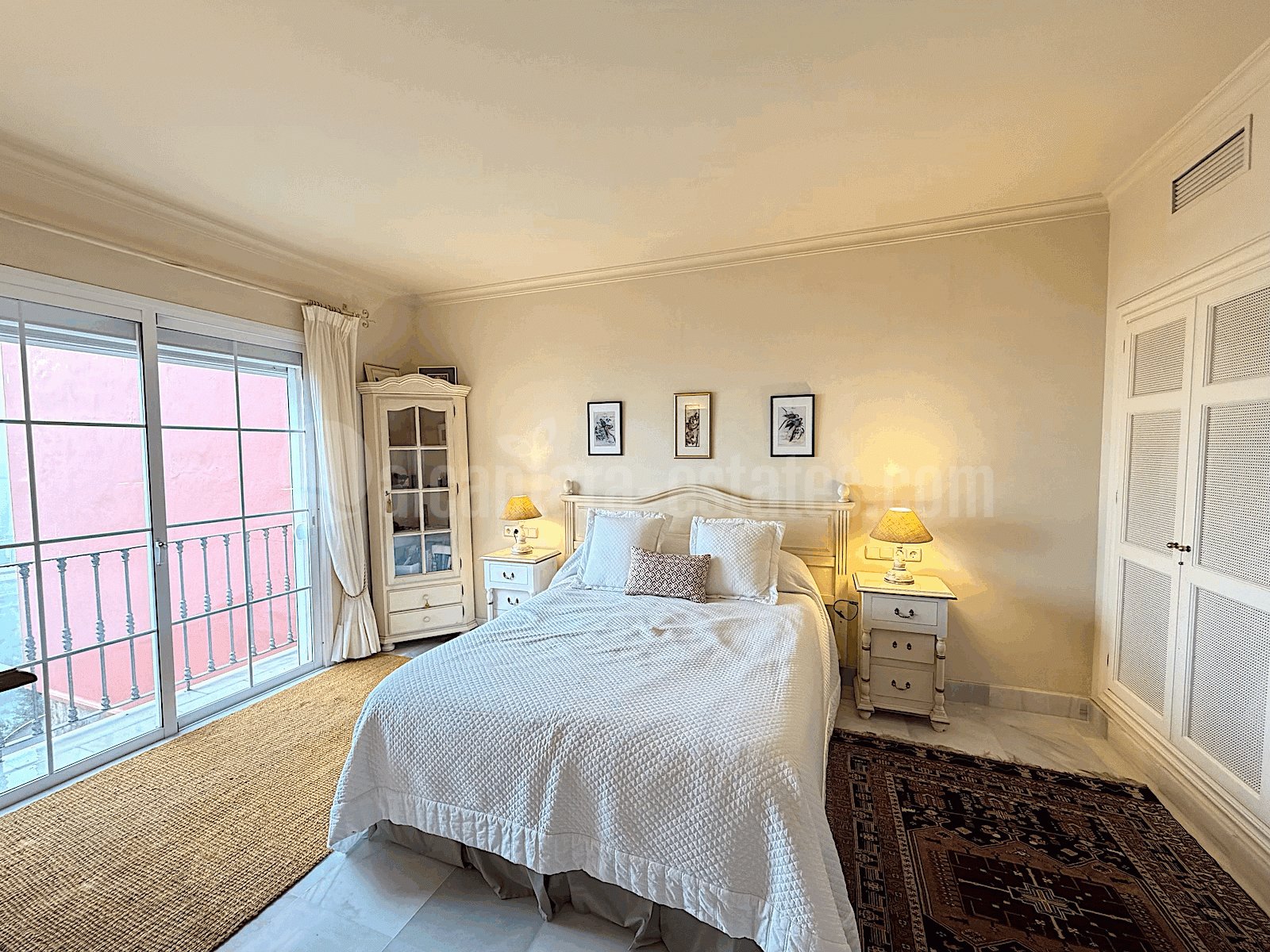 Apartamento Planta Baja en Monte Halcones, Benahavis