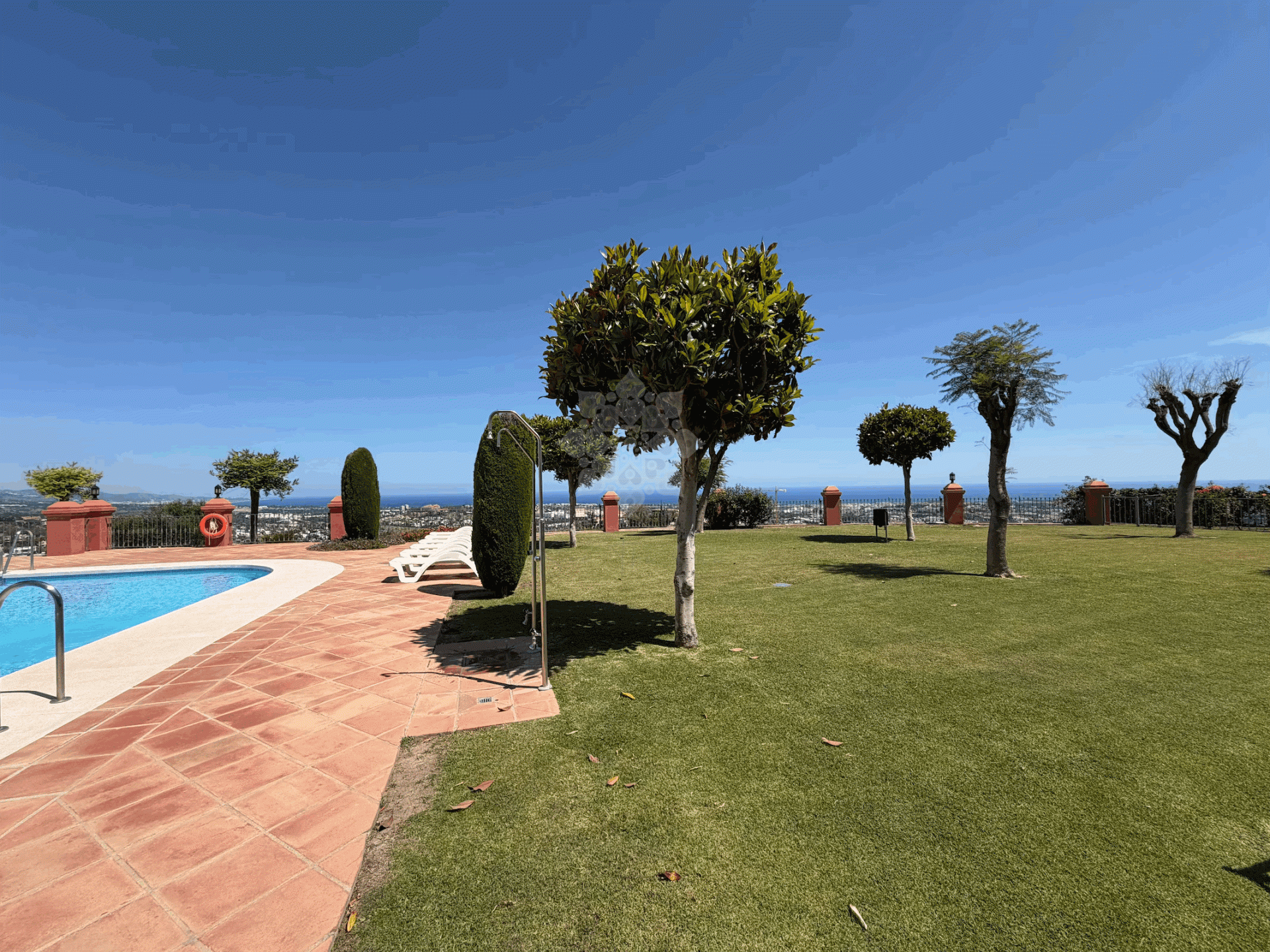 Ground Floor Apartment in Monte Halcones, Benahavis