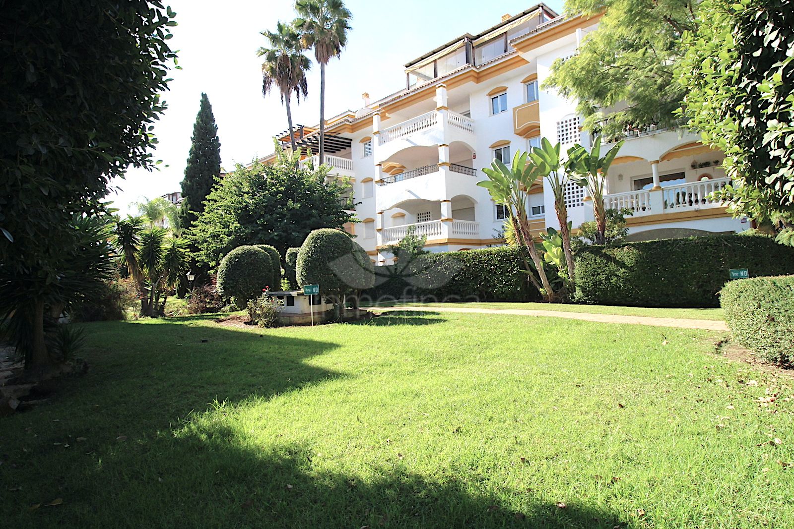 Apartamento Planta Baja en Nueva Andalucia, Marbella