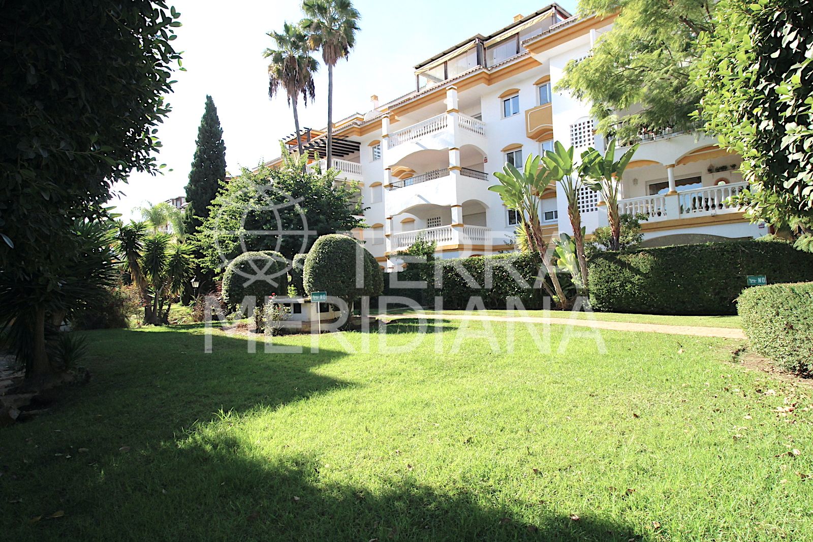 Ground Floor Apartment in Nueva Andalucia, Marbella