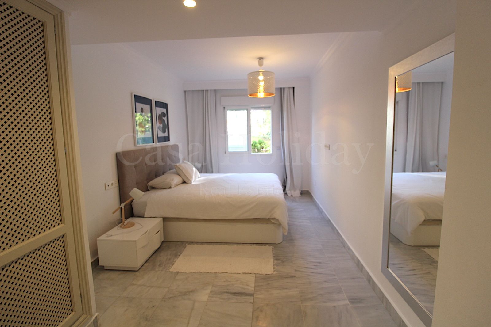 Ground Floor Apartment in Nueva Andalucia, Marbella