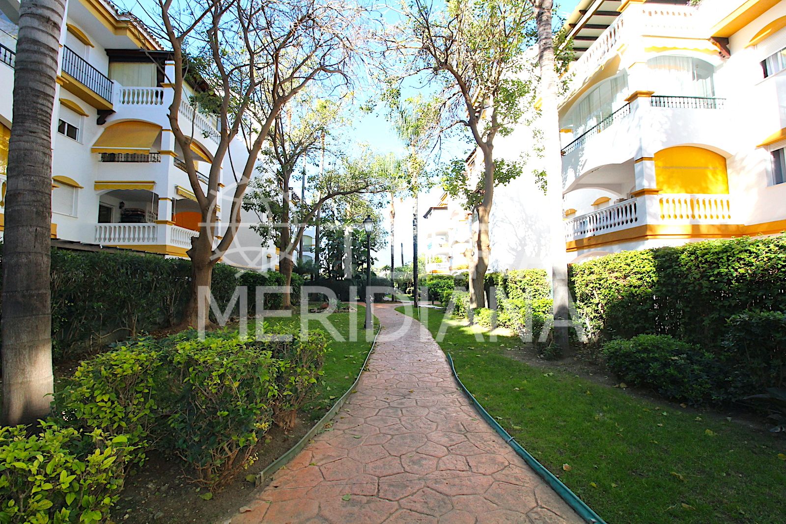 Ground Floor Apartment in Nueva Andalucia, Marbella