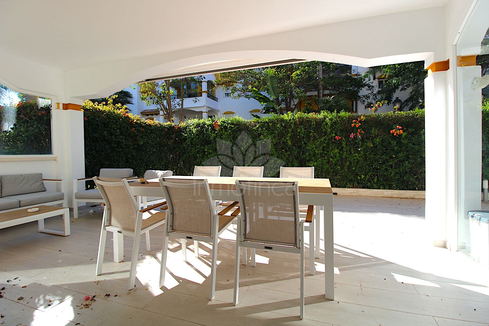 Apartamento Planta Baja en Nueva Andalucia, Marbella