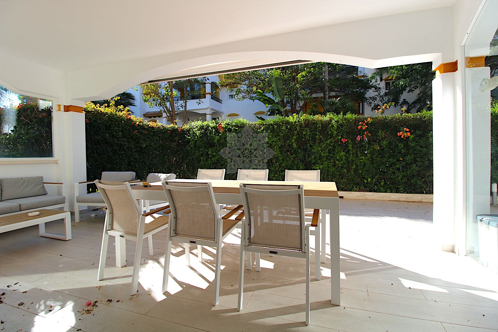 Apartamento Planta Baja en Nueva Andalucia, Marbella