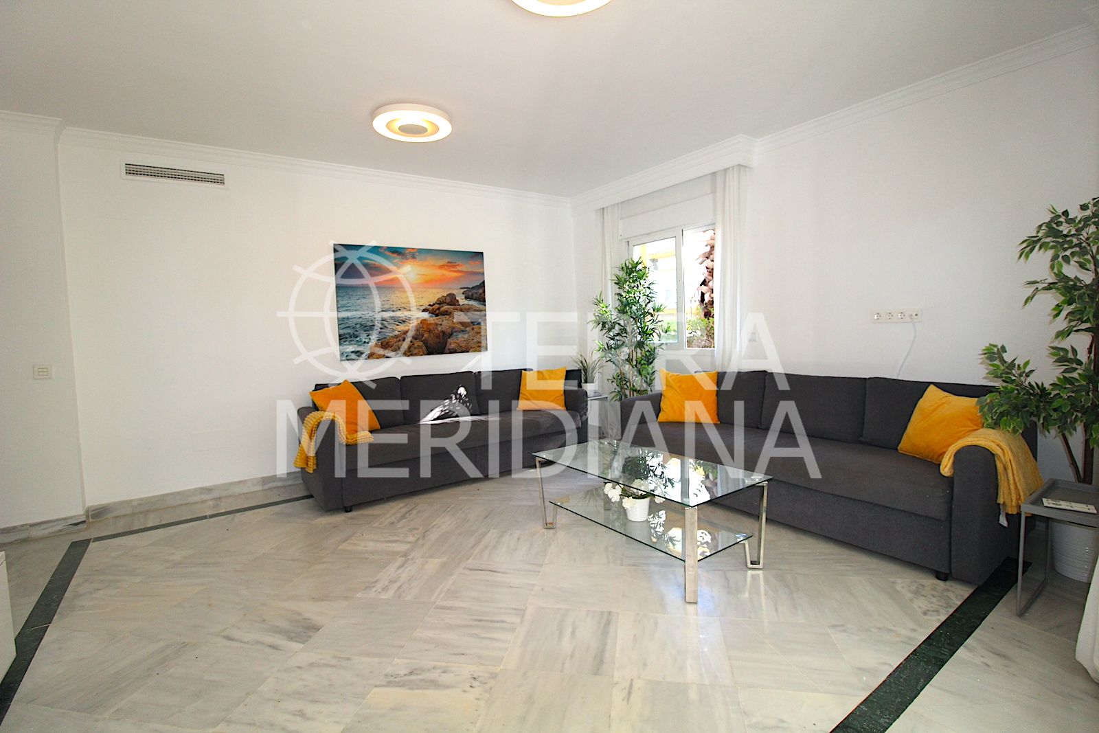 Ground Floor Apartment in Nueva Andalucia, Marbella