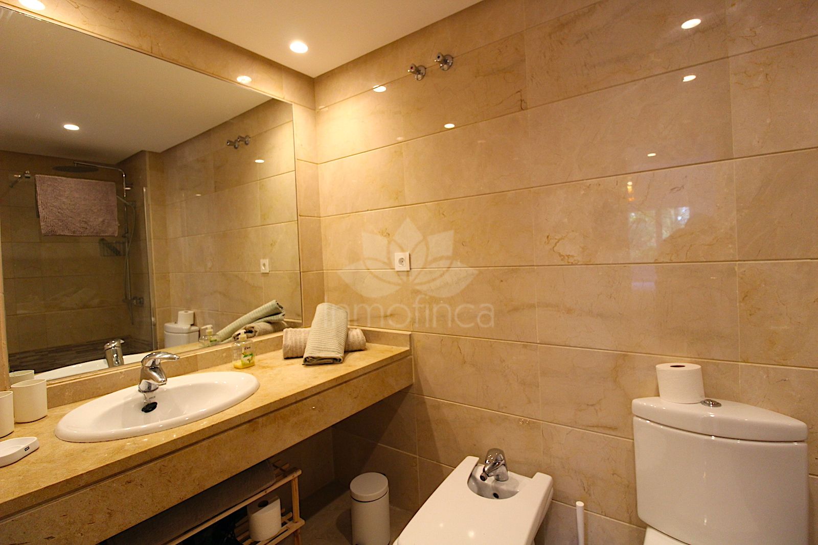 Apartamento Planta Baja en Nueva Andalucia, Marbella
