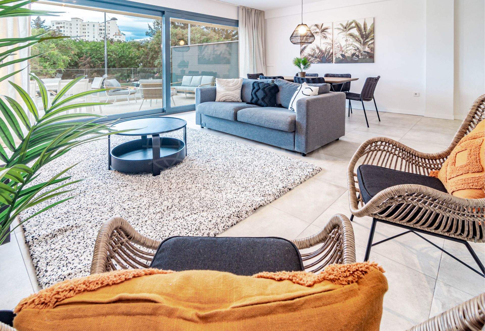 Apartment in Las Mesas, Estepona