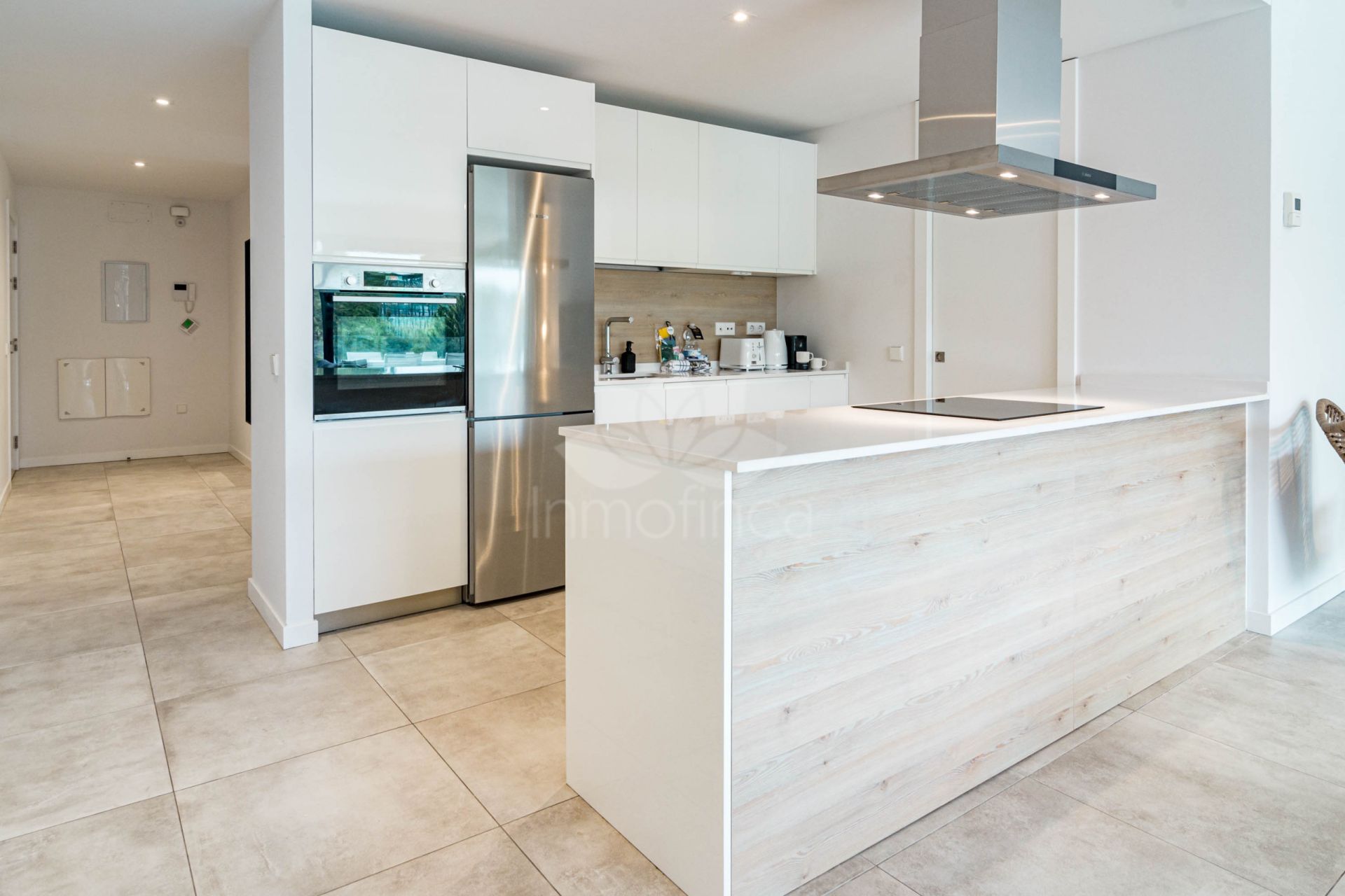 Apartamento en Las Mesas, Estepona