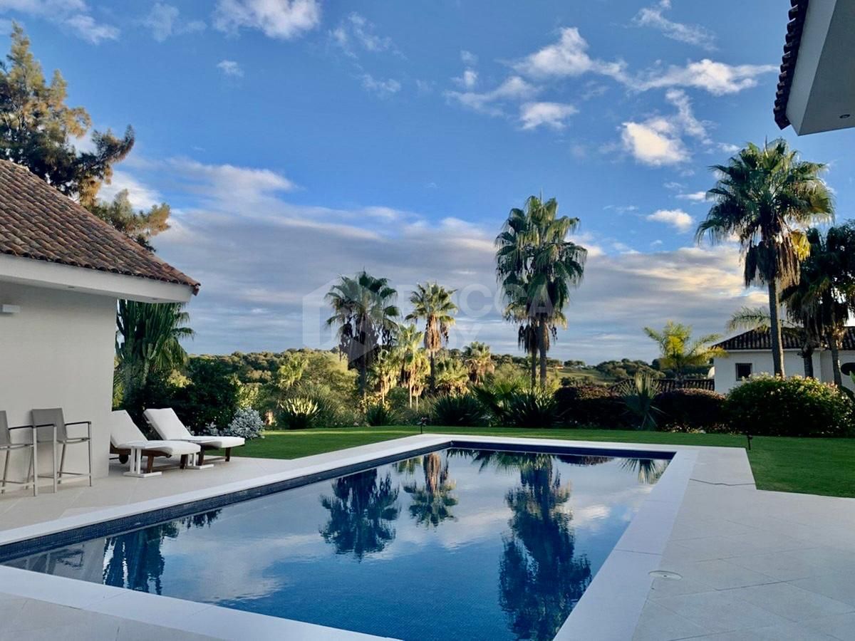 Stunning 5-Bedroom Villa on Valderrama Golf Course – Sotogrande
