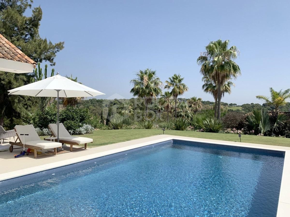 Stunning 5-Bedroom Villa on Valderrama Golf Course – Sotogrande