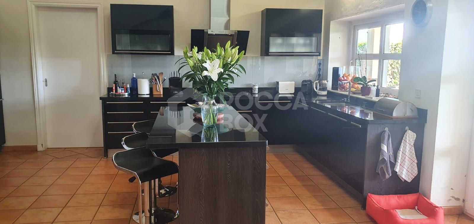 Villa for sale in Sotogrande Alto