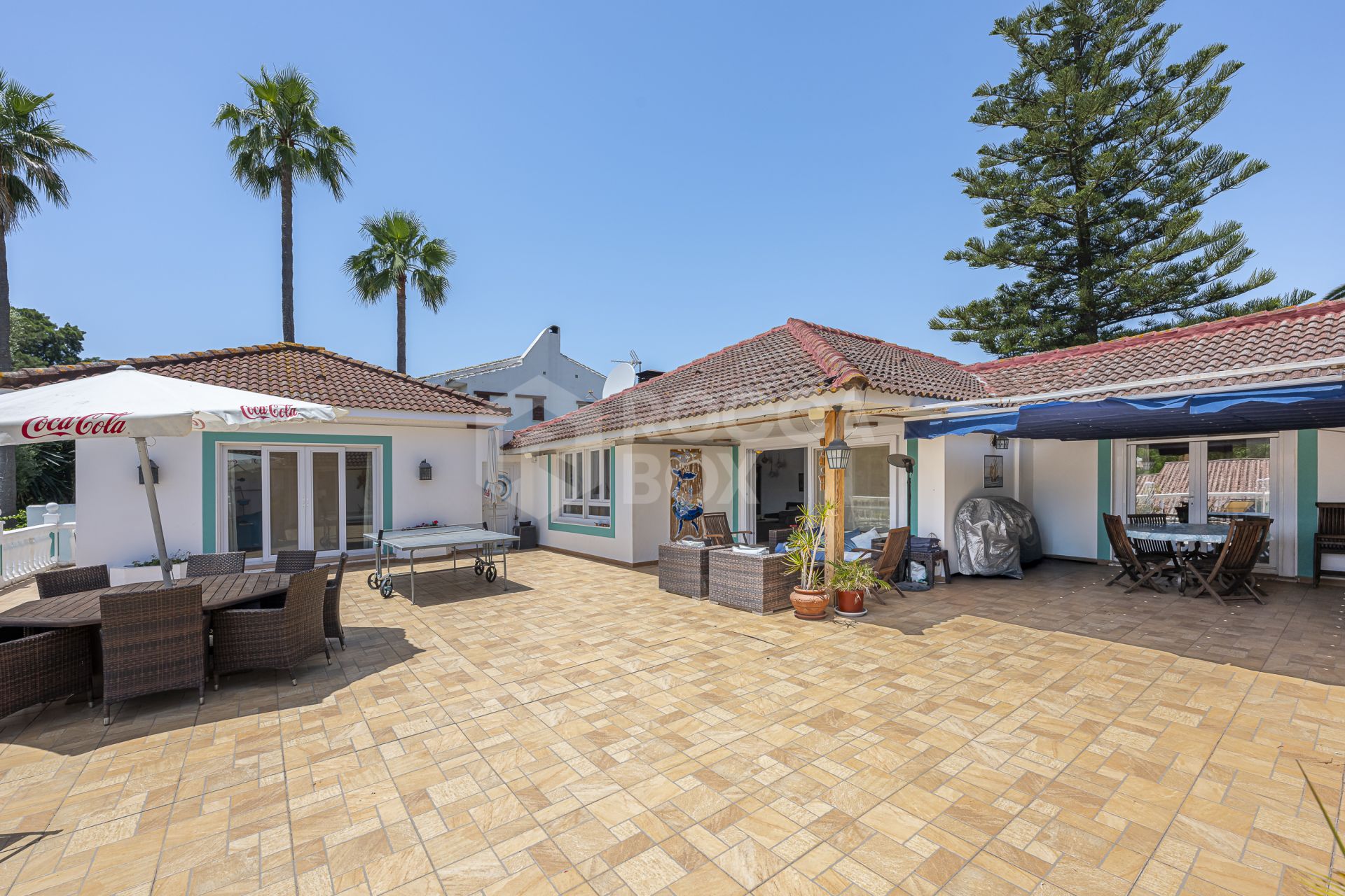 Stunning 7-Bedroom Villa with Pool, Terrace & Family-Friendly Amenities