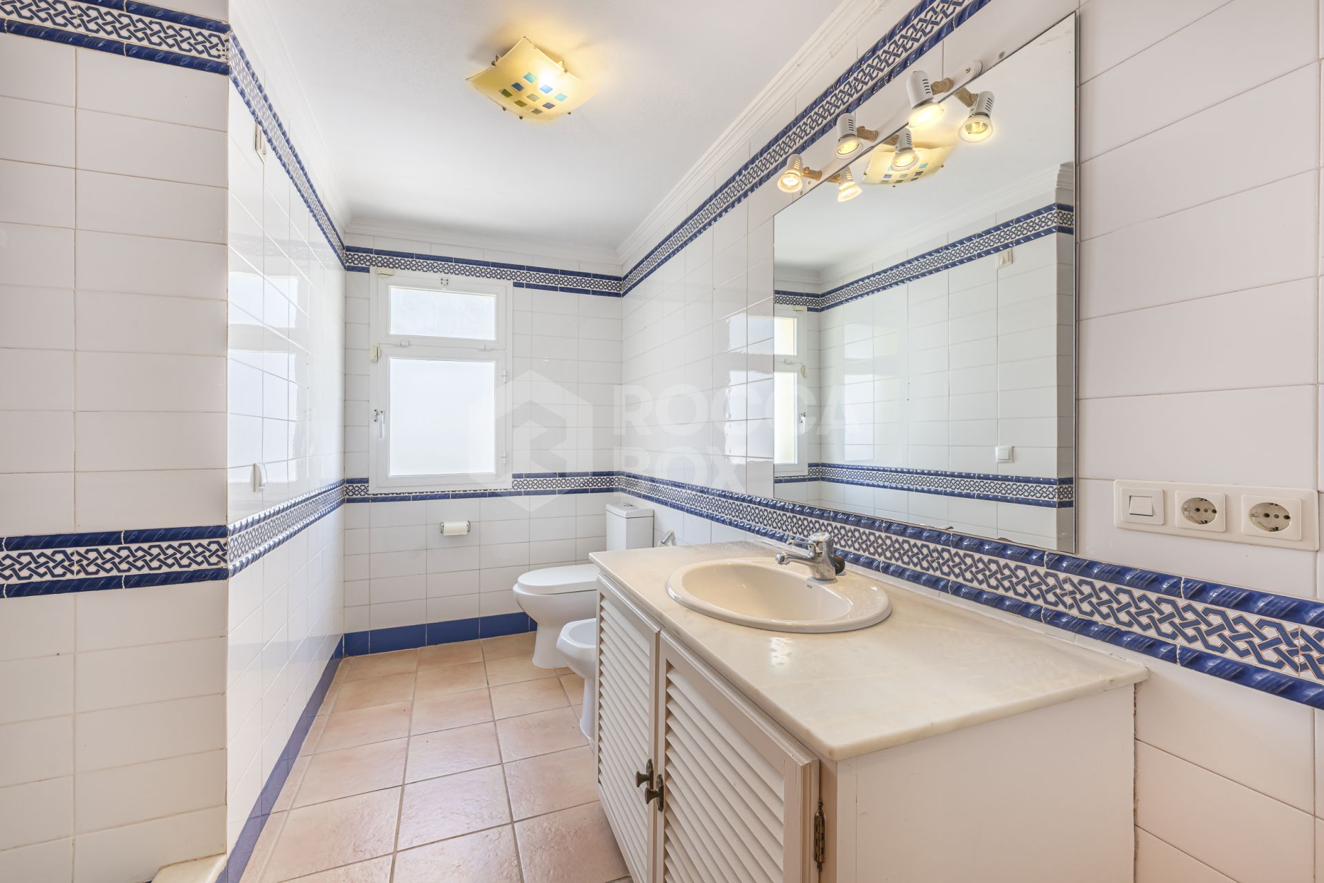 Stunning 7-Bedroom Villa with Pool, Terrace & Family-Friendly Amenities