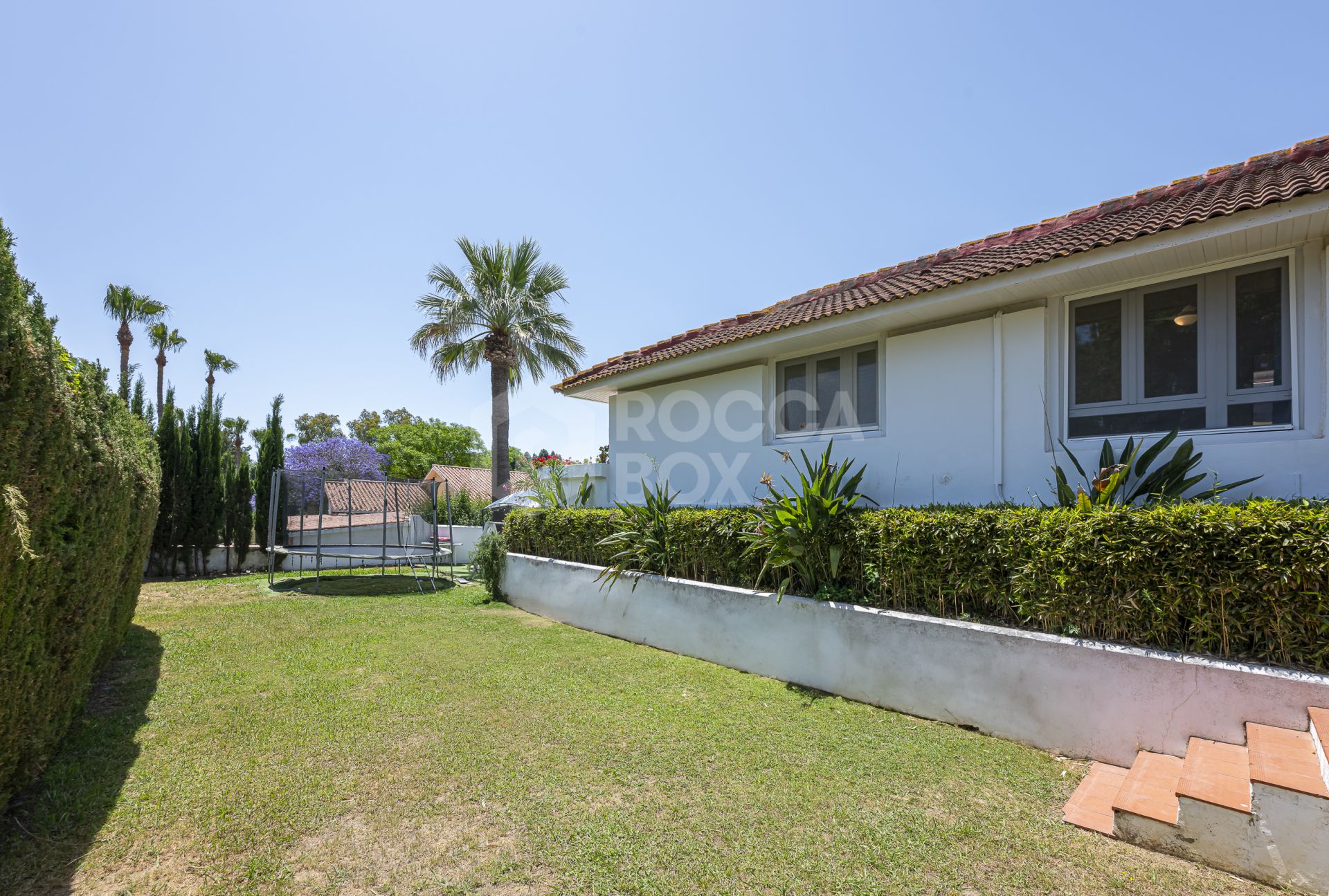 Stunning 7-Bedroom Villa with Pool, Terrace & Family-Friendly Amenities