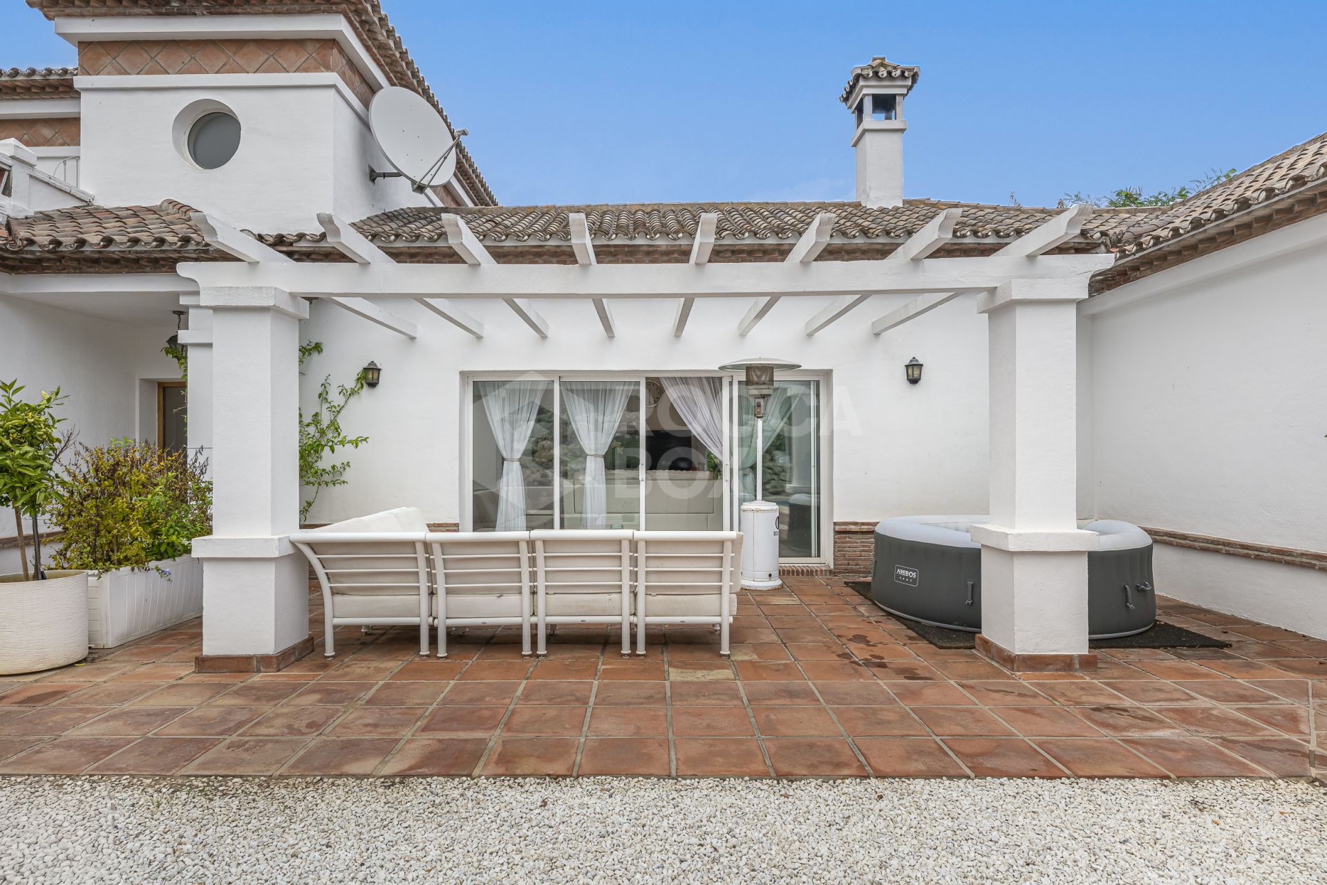 B Zone 4 bedroom villa €950,000