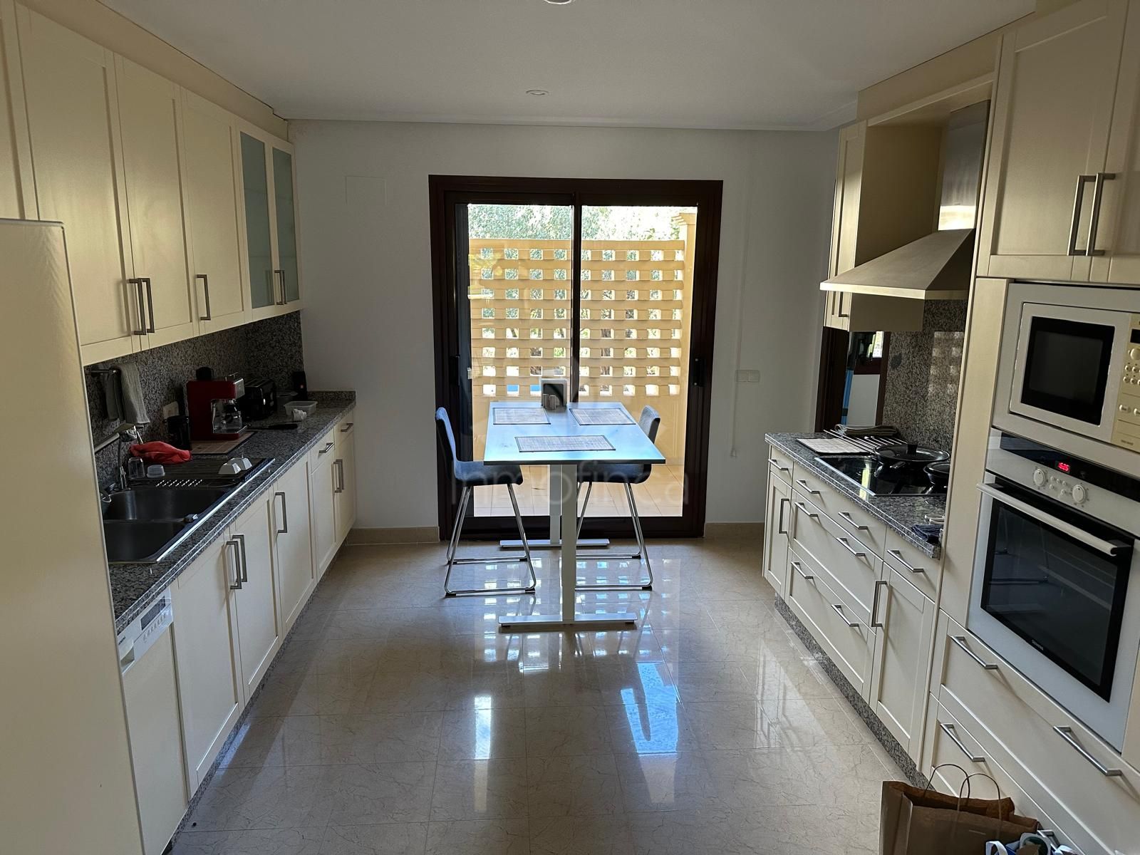 Apartamento Planta Baja en Valderrama Golf, Sotogrande