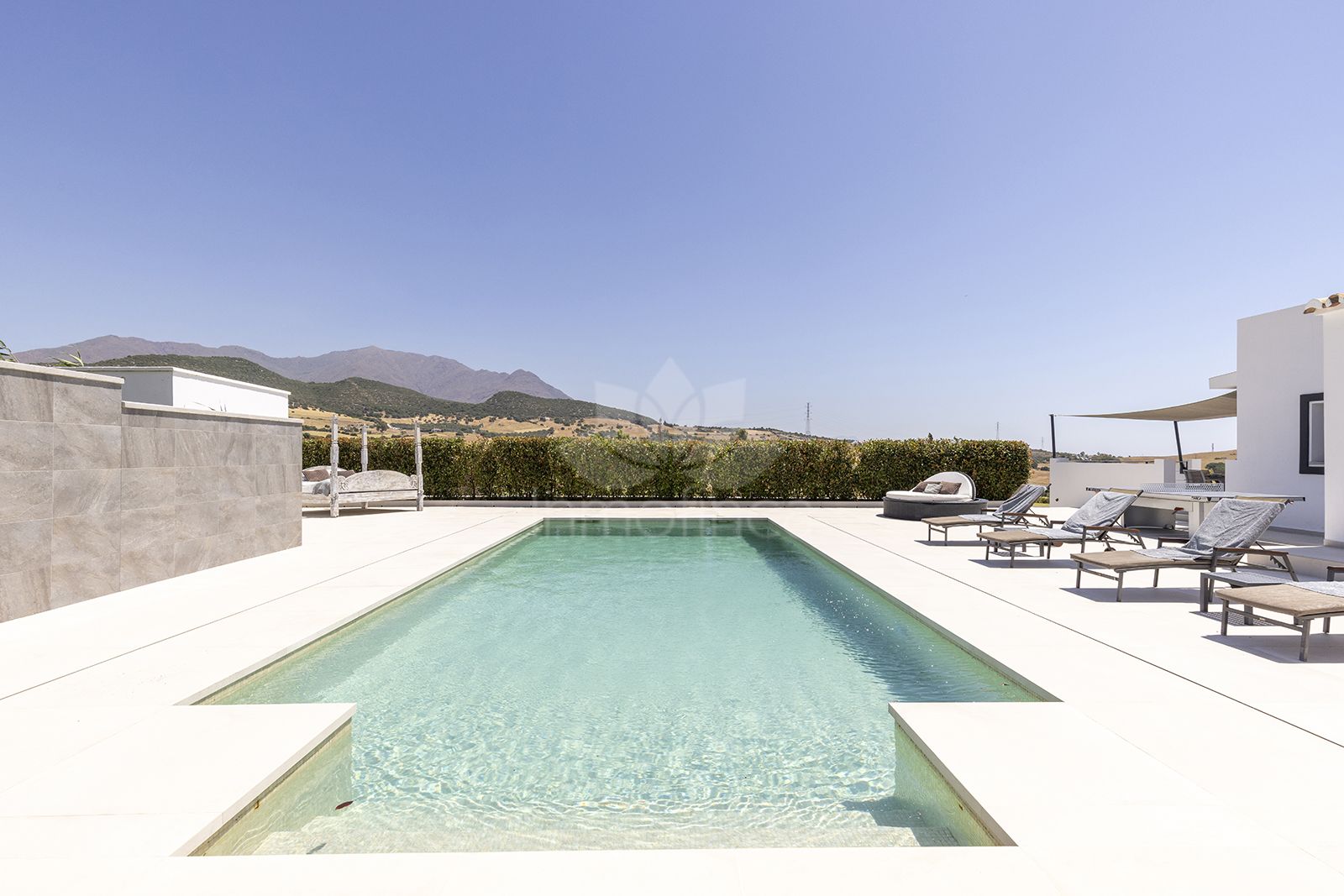Villa in Casares