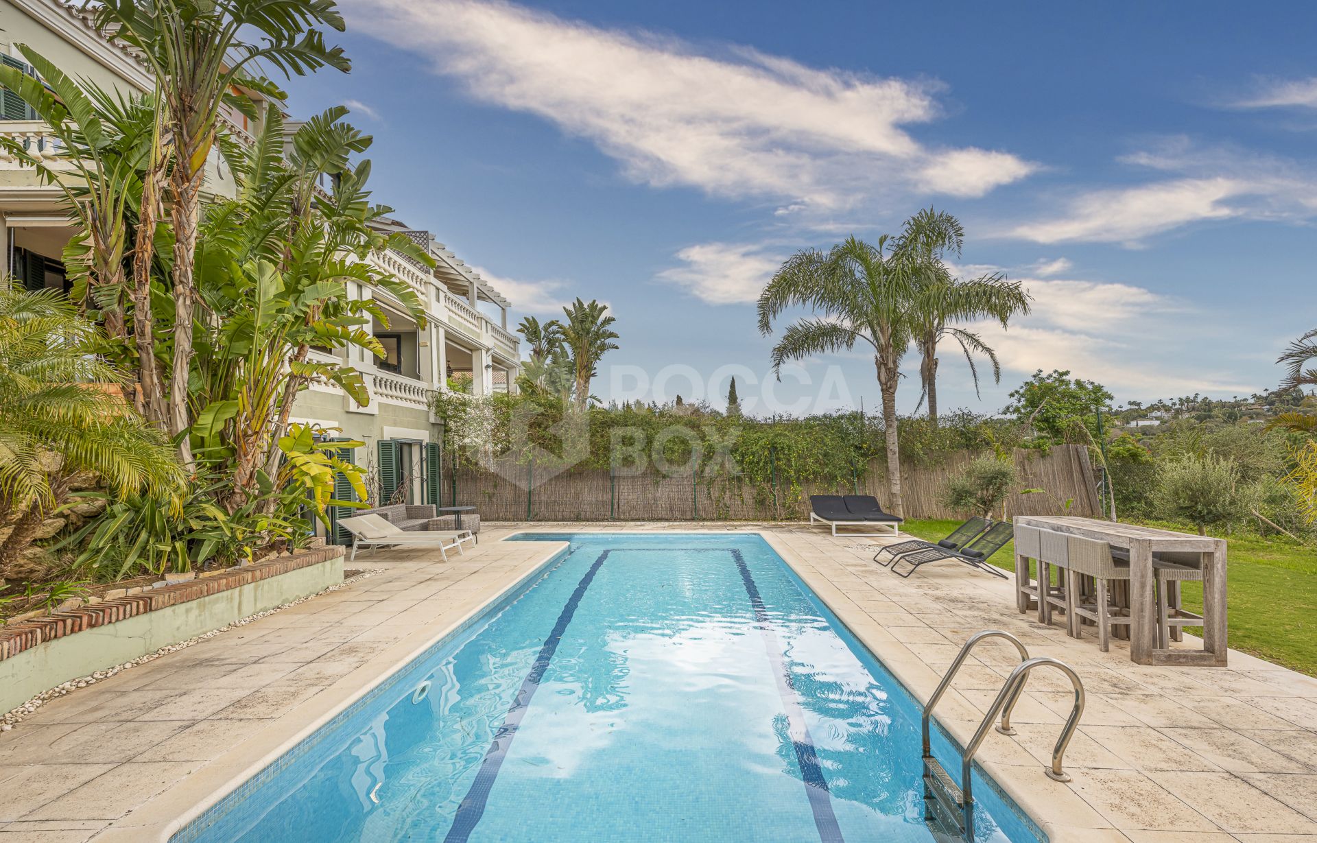 PRIVATE CORNER HOUSE SOTOGRANDE GATED SOTOGOLF