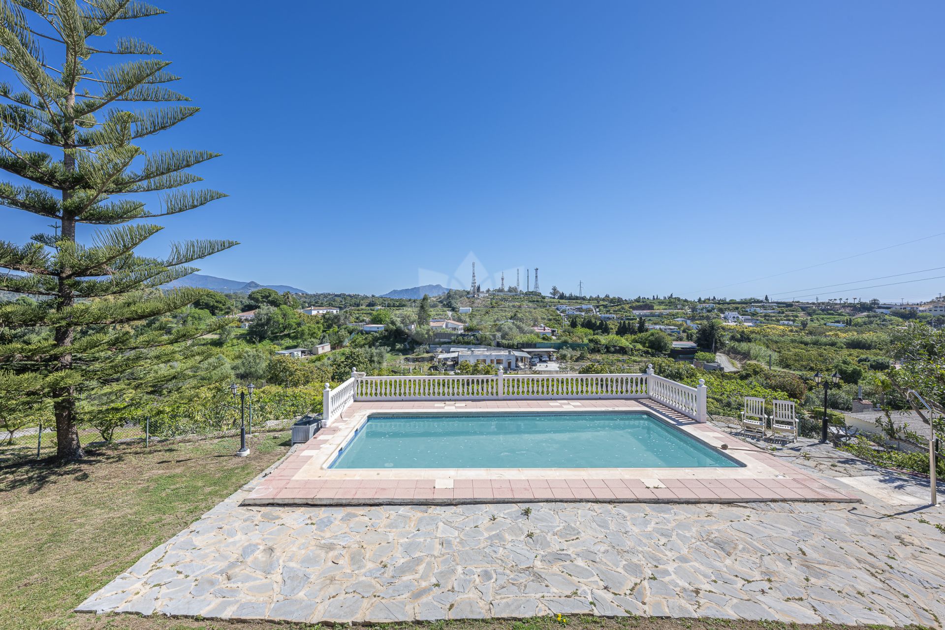 House in El Padron, Estepona