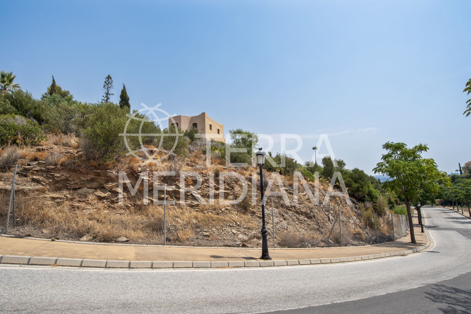 Plot in Elviria Hills, Marbella