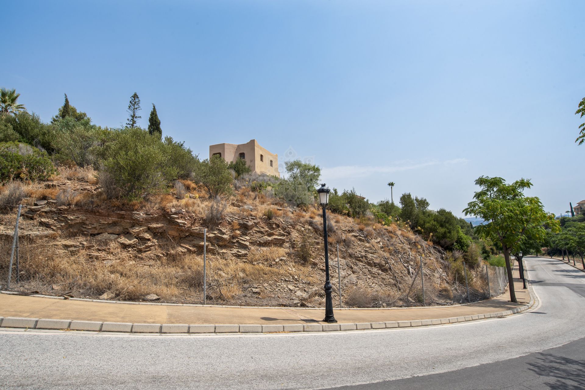 Plot in Elviria Hills, Marbella
