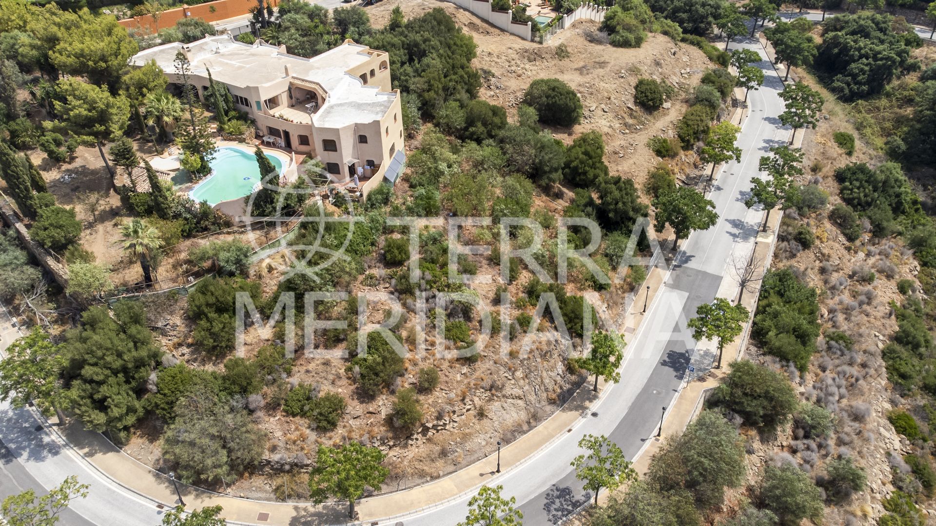 Plot in Elviria Hills, Marbella