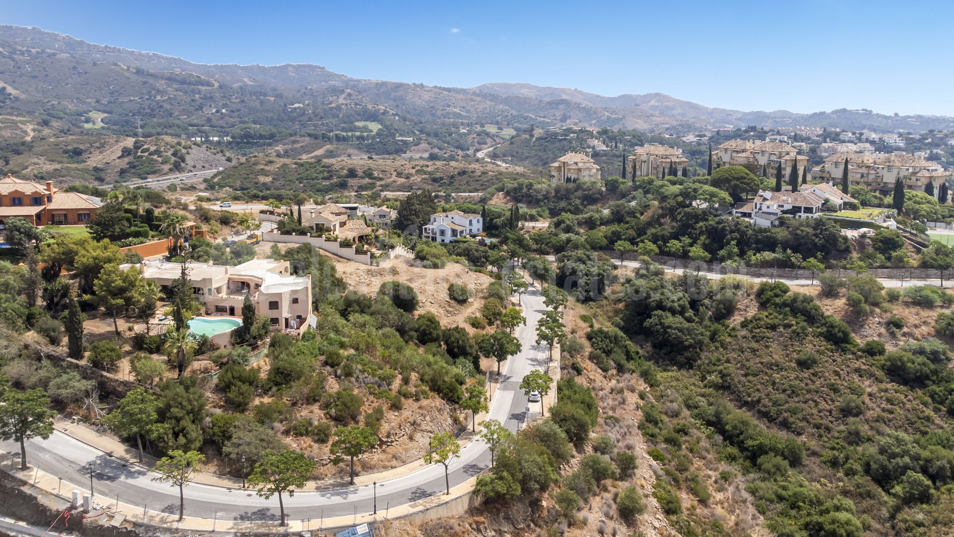 Plot in Elviria Hills, Marbella