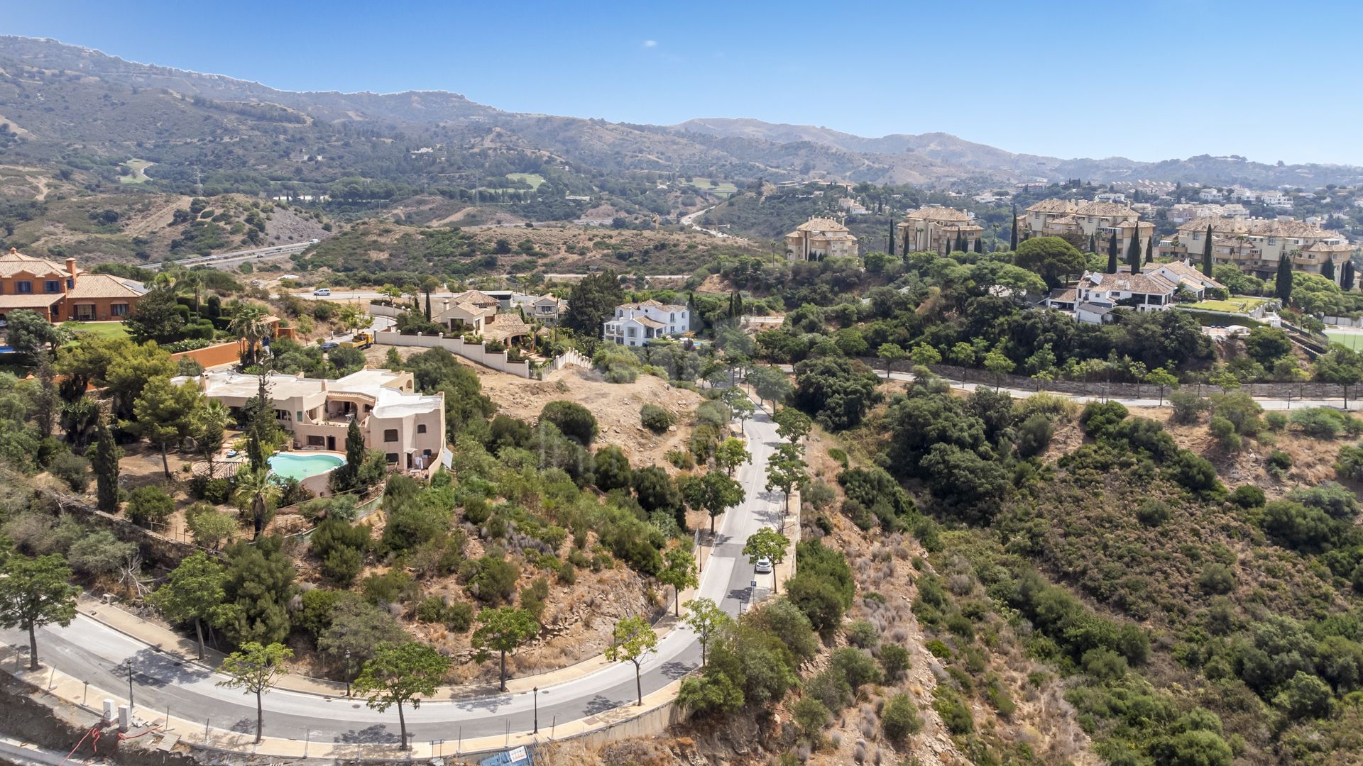 Parcela en Elviria Hills, Marbella