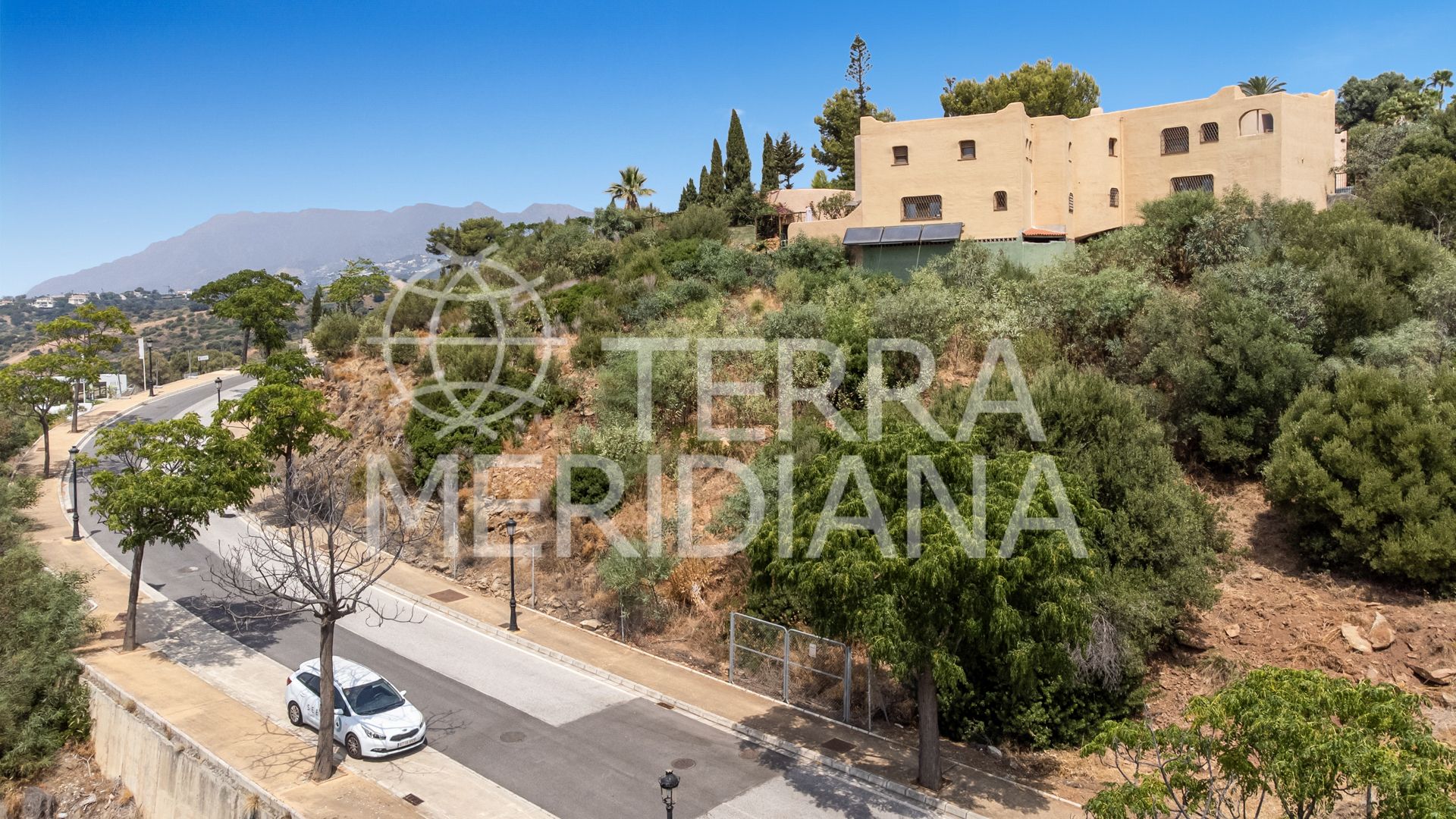 Plot in Elviria Hills, Marbella
