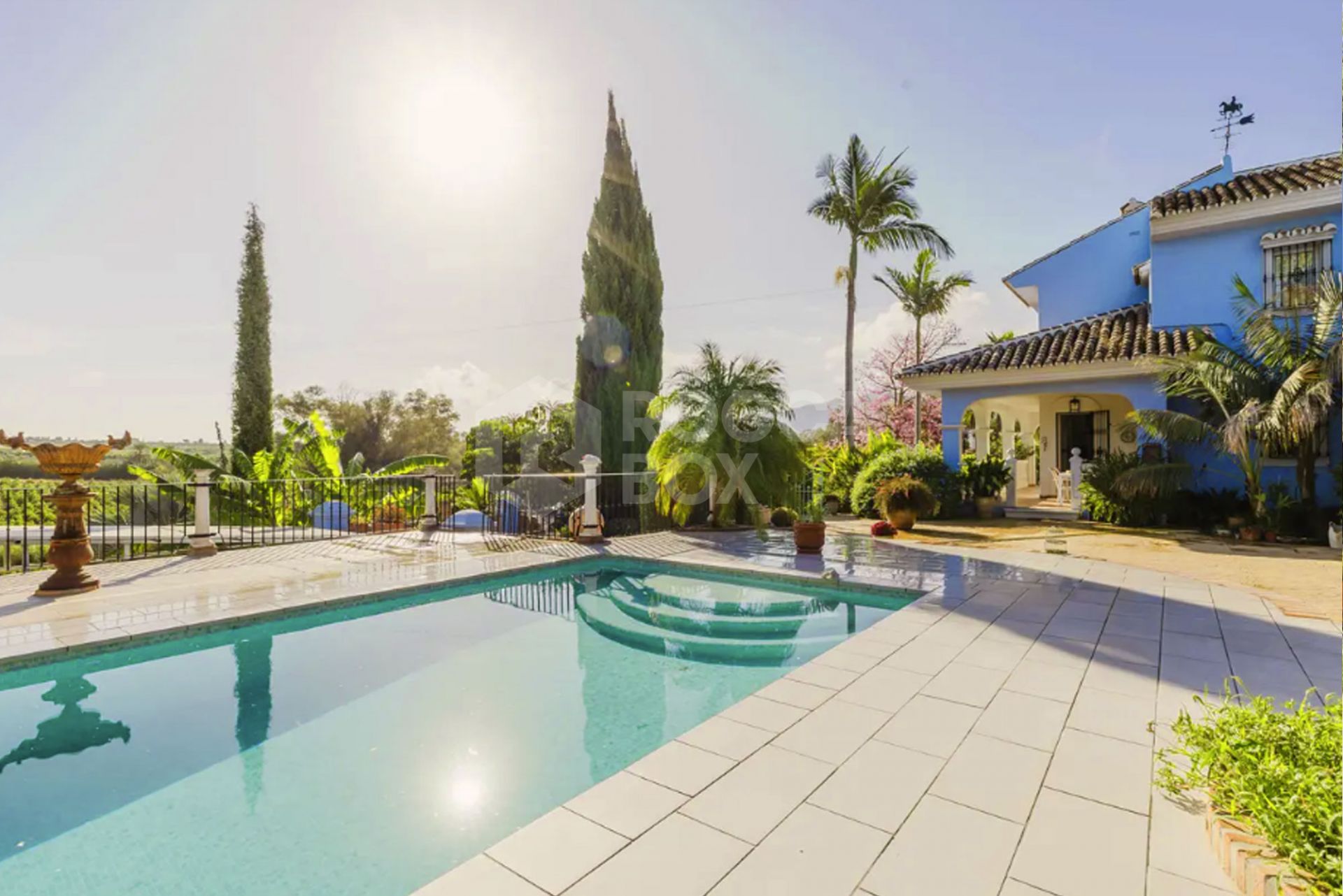 **Finca for Sale in Alhaurín el Grande**