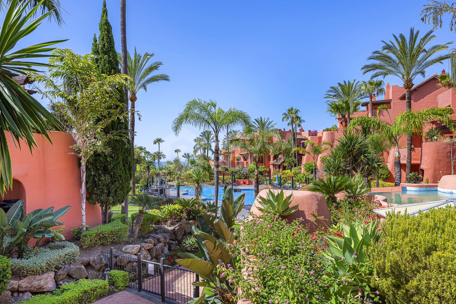 Renovated Luxury ground floor apartment in Five Star Beach Front Urbanisation Torre Bermeja Estepona