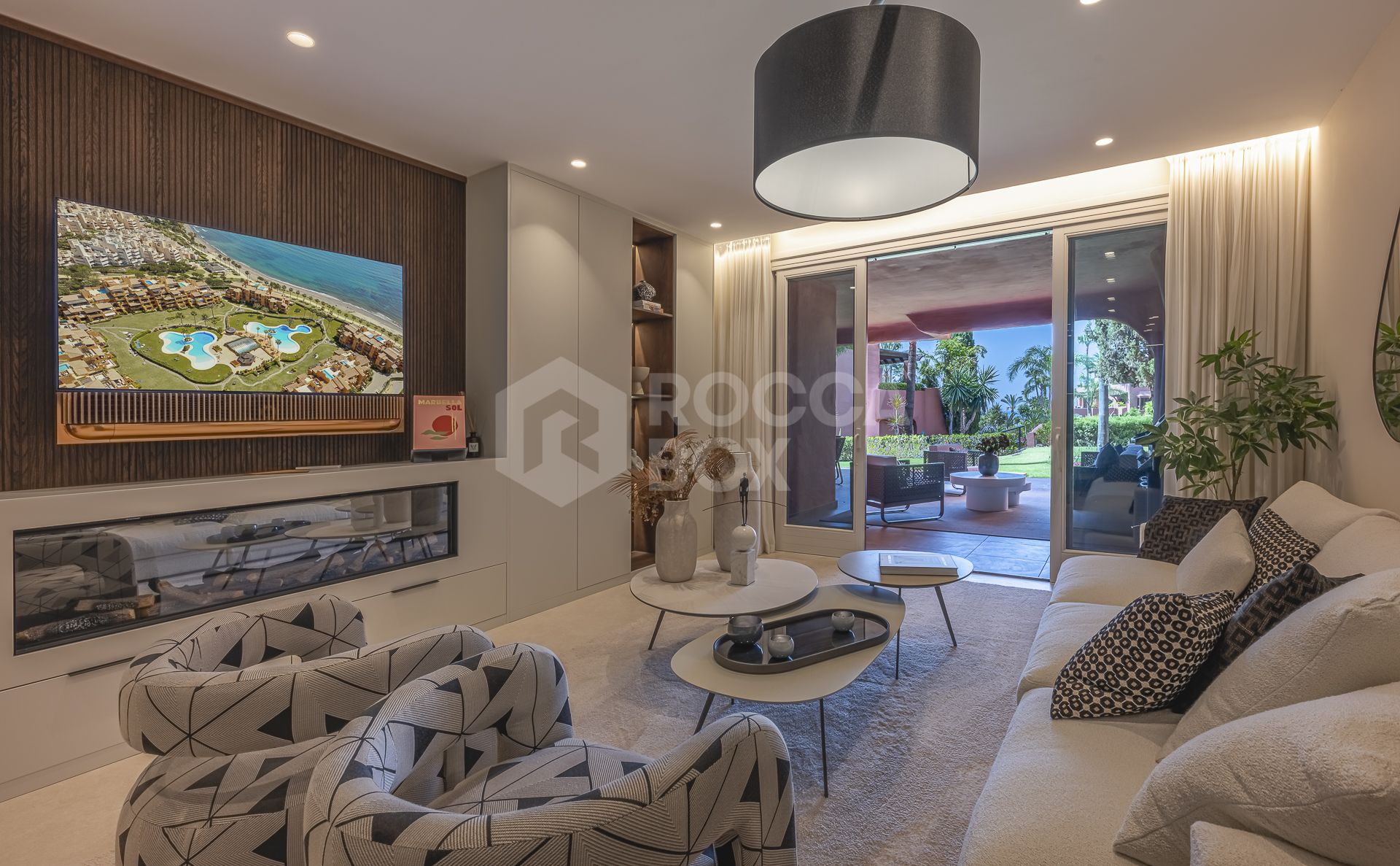 Renovated Luxury ground floor apartment in Five Star Beach Front Urbanisation Torre Bermeja Estepona