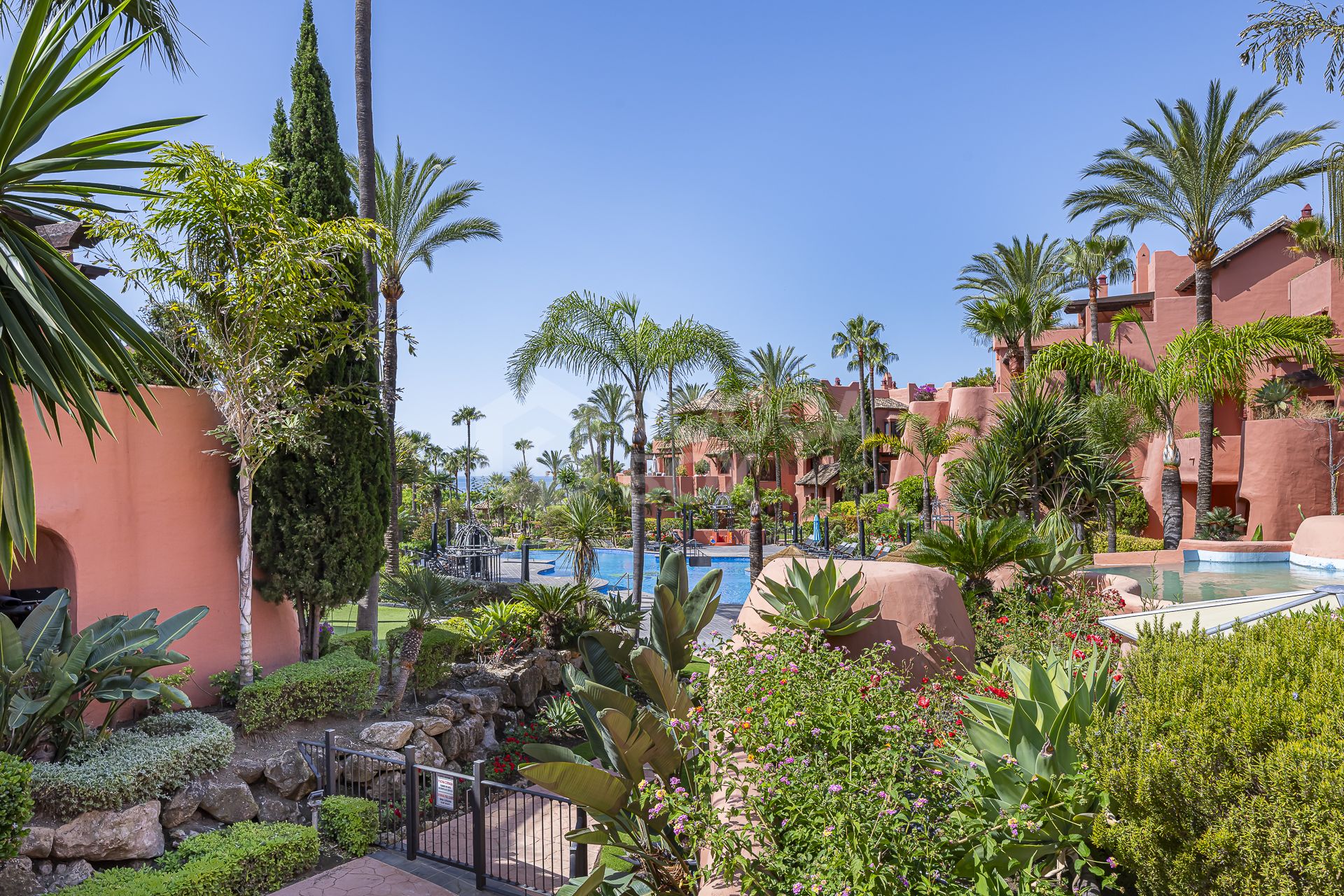 Renovated Luxury ground floor apartment in Five Star Beach Front Urbanisation Torre Bermeja Estepona