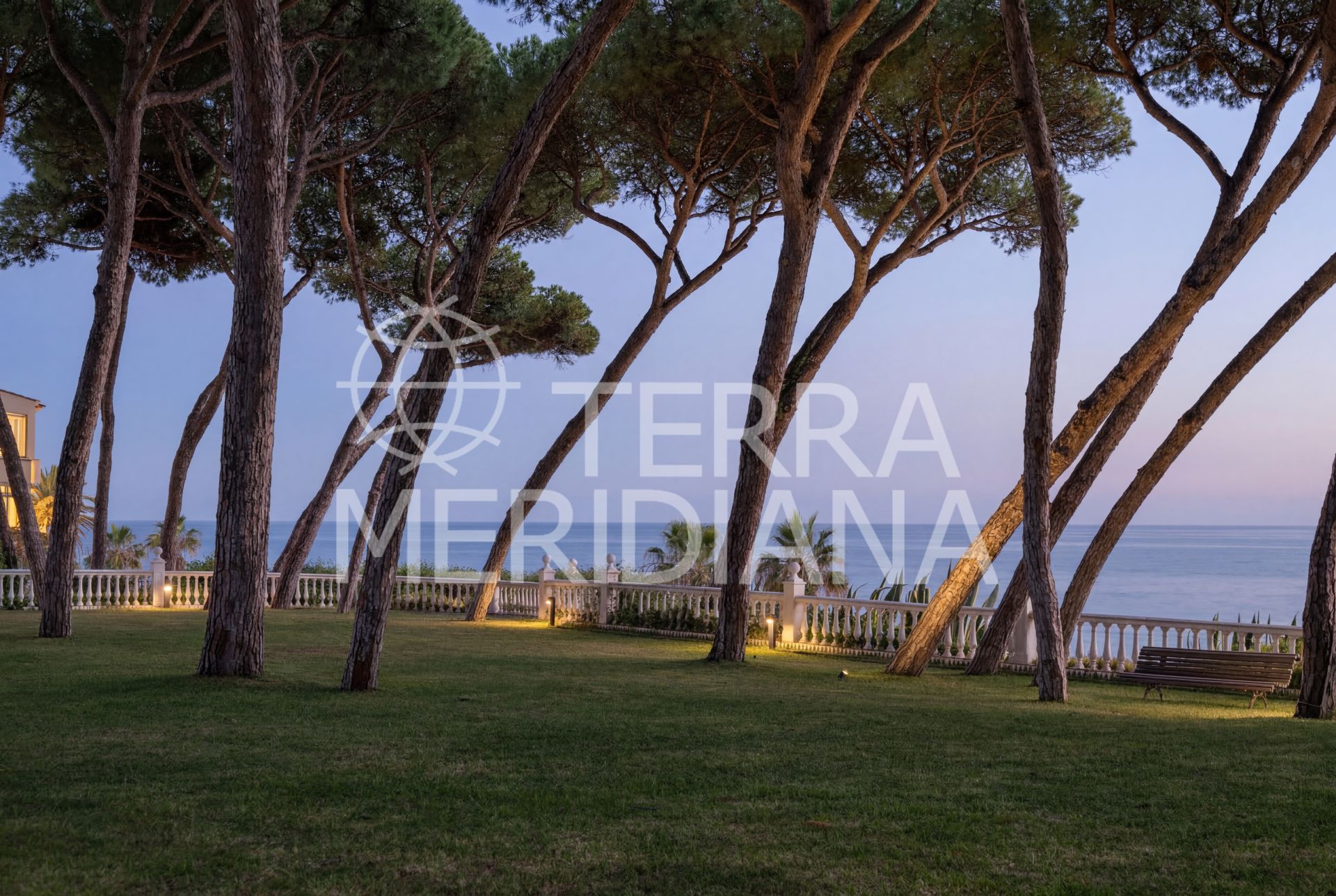 Duplex Penthouse in Alhambra del Mar, Marbella