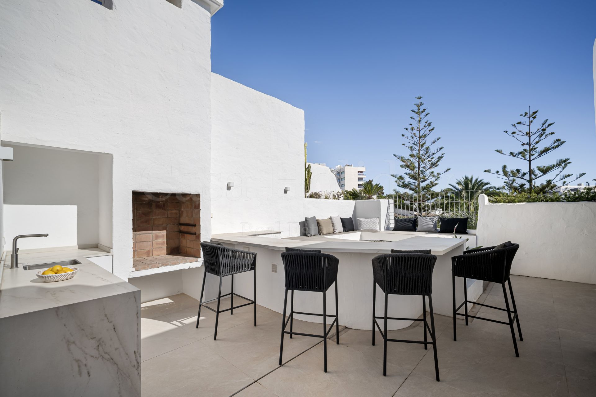 Atico Duplex en Alhambra del Mar, Marbella