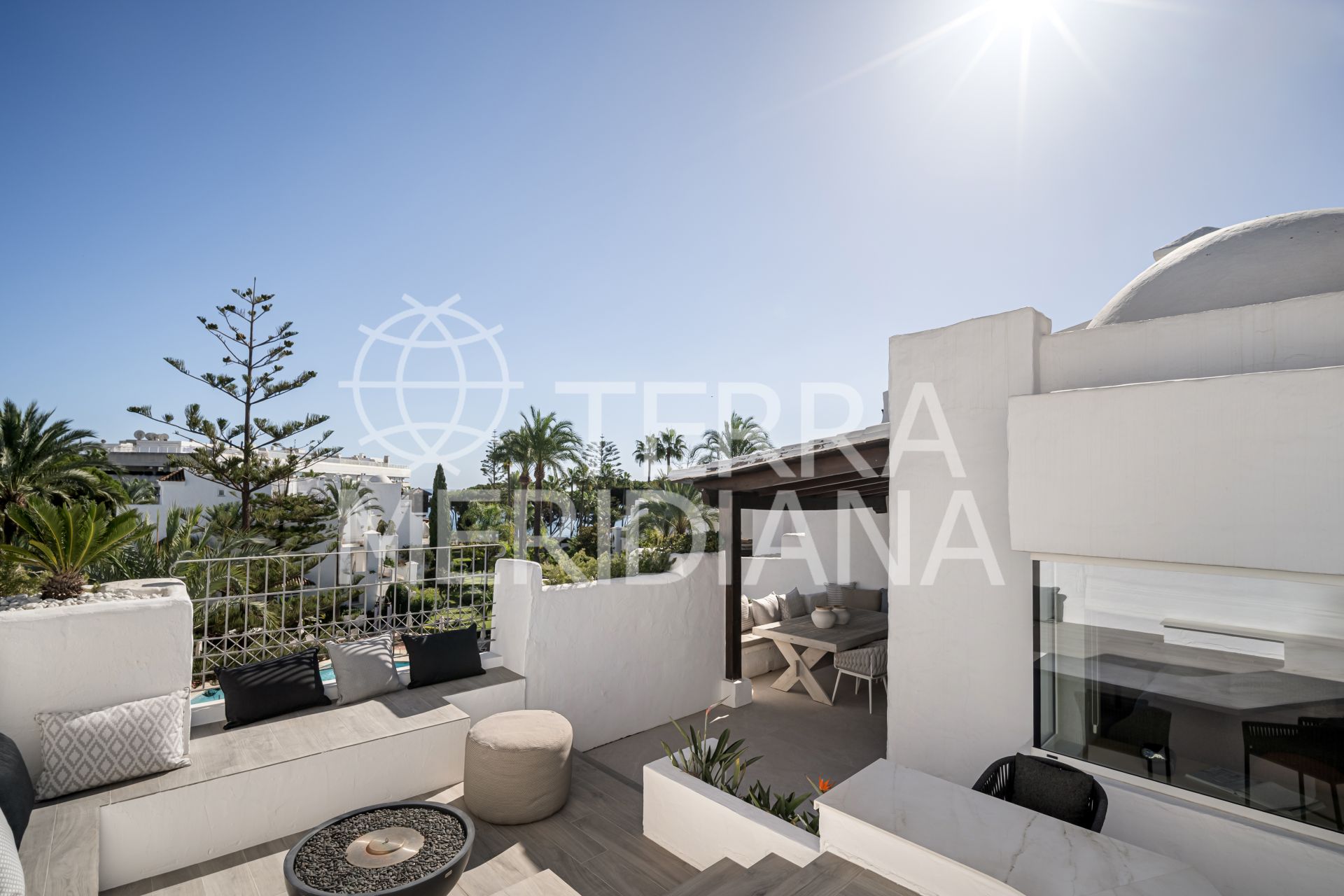 Duplex Penthouse in Alhambra del Mar, Marbella