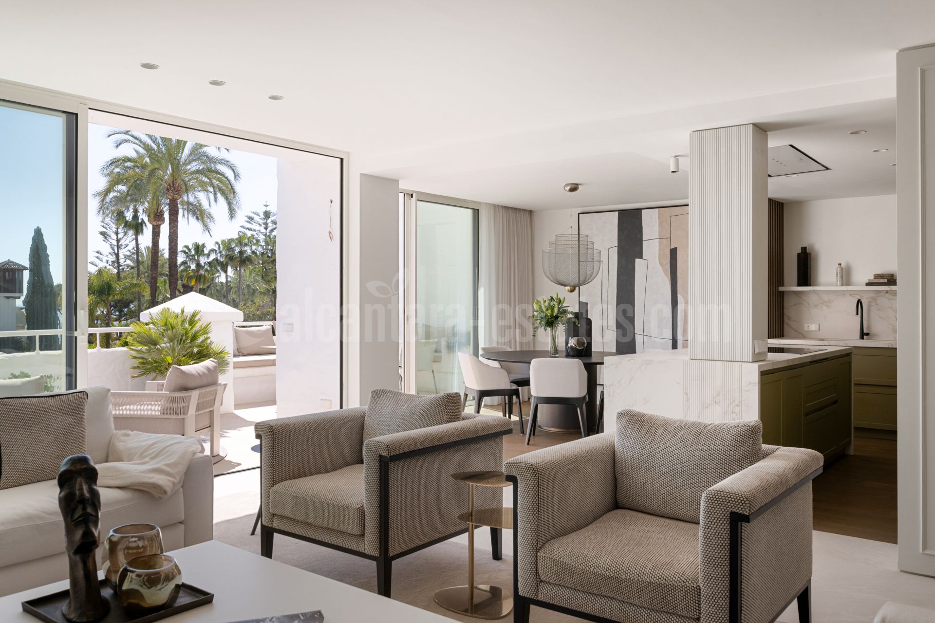Duplex Penthouse in Alhambra del Mar, Marbella
