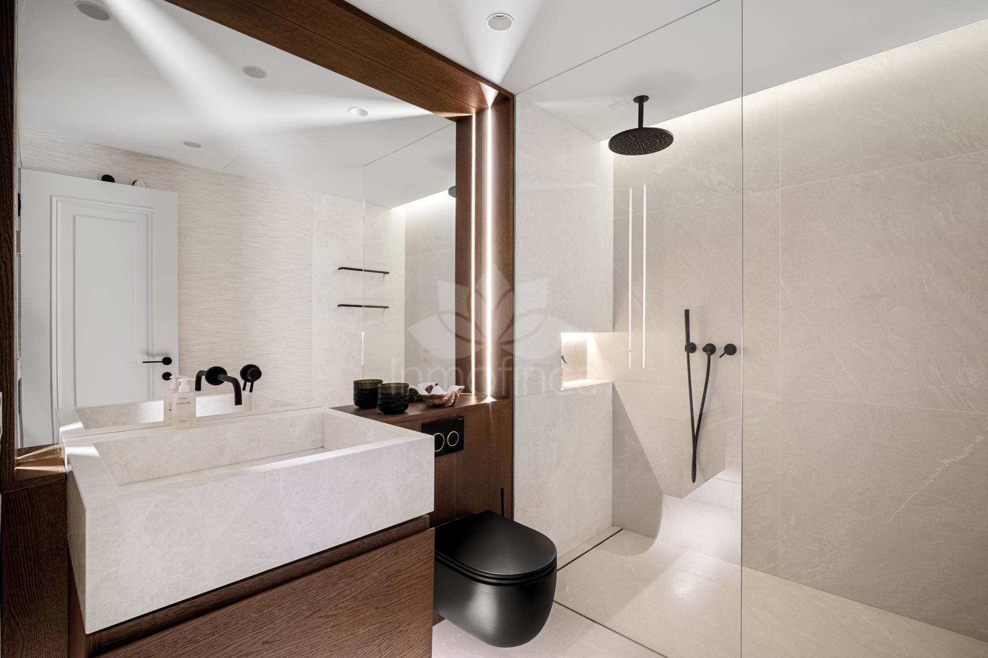 Duplex Penthouse in Alhambra del Mar, Marbella