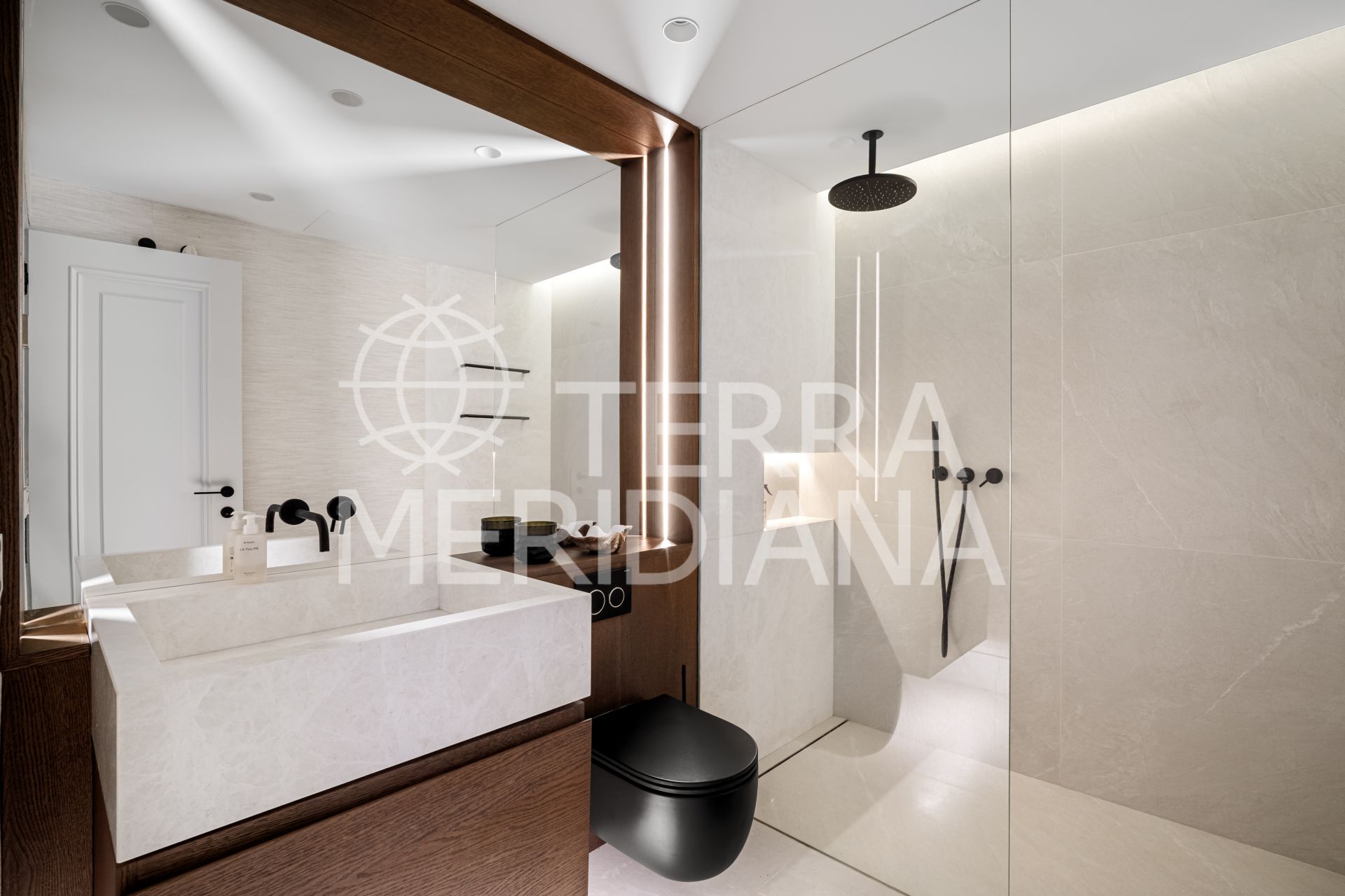 Duplex Penthouse in Alhambra del Mar, Marbella