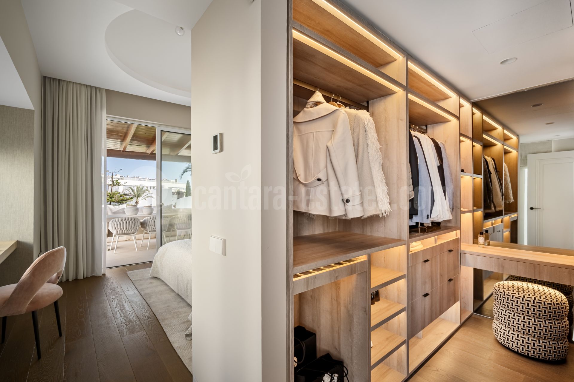 Duplex Penthouse in Alhambra del Mar, Marbella