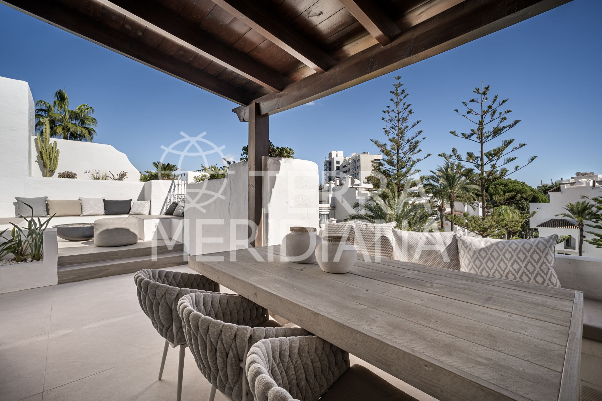 Duplex Penthouse in Alhambra del Mar, Marbella