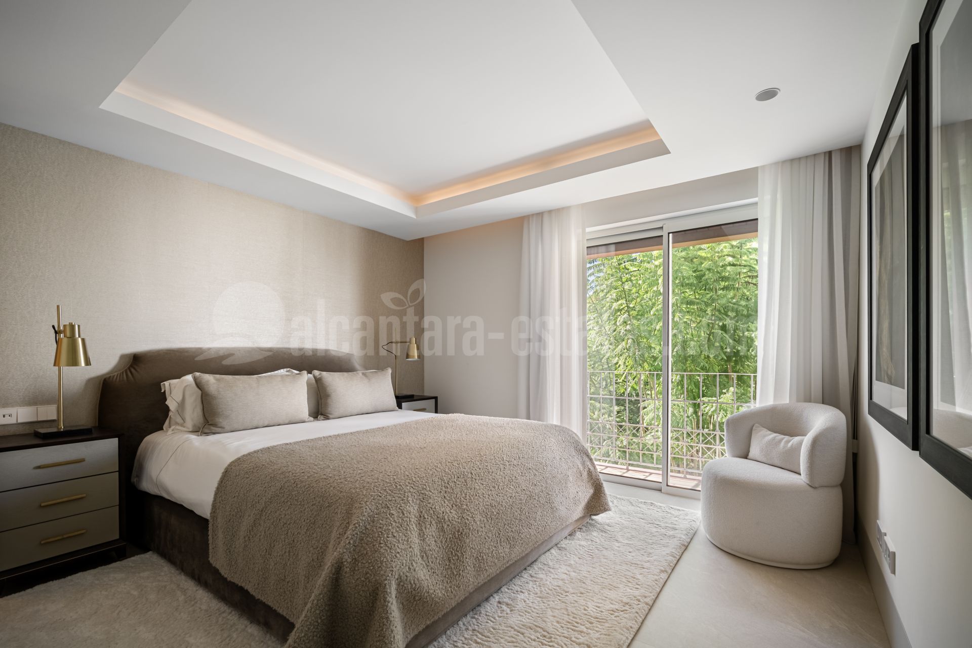 Duplex Penthouse in Alhambra del Mar, Marbella