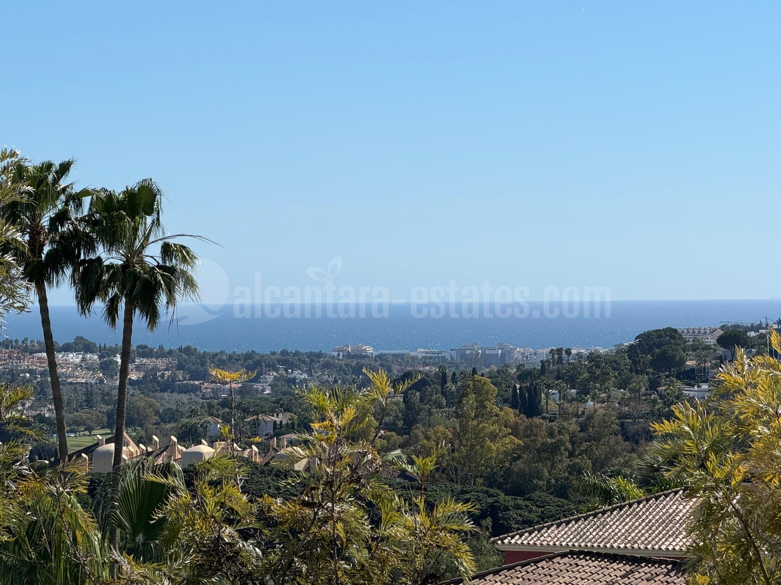 Penthouse in La Quinta Village, Marbella