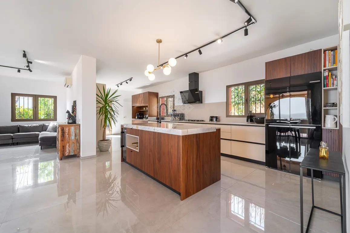 House in Estepona