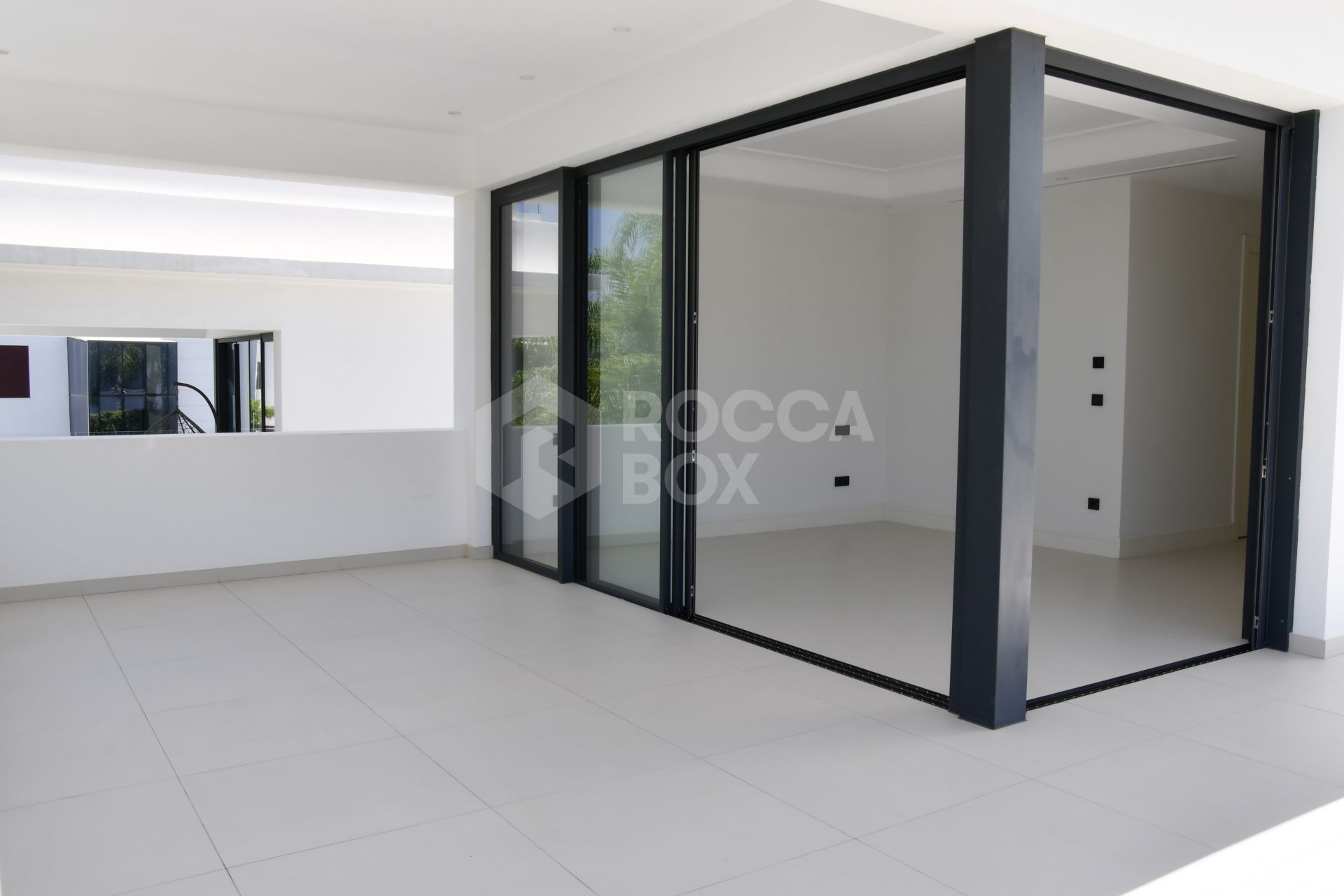 Luxury Brand New Villa, Golden Mile