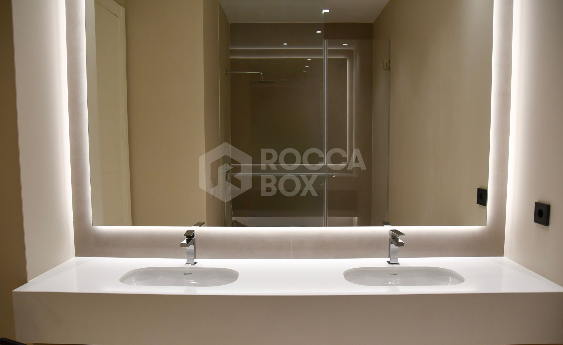 Luxury Brand New Villa, Golden Mile