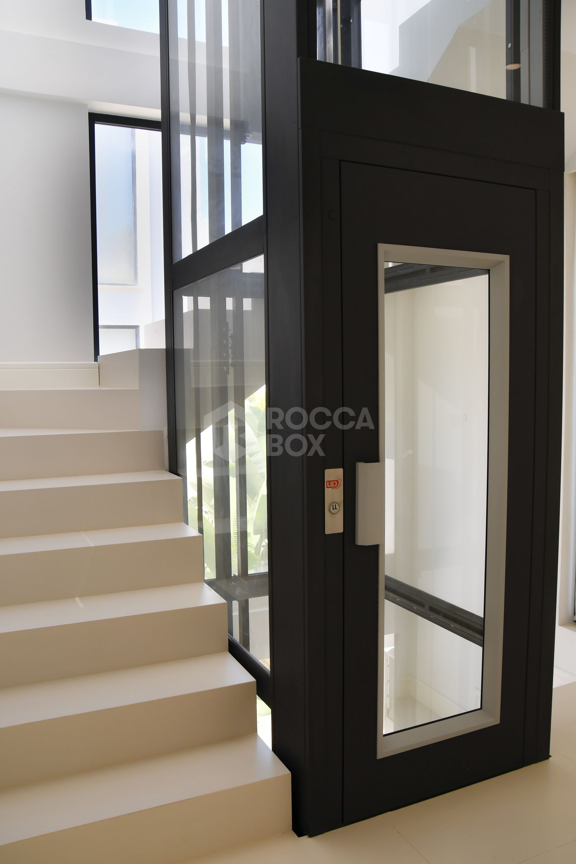 Luxury Brand New Villa, Golden Mile