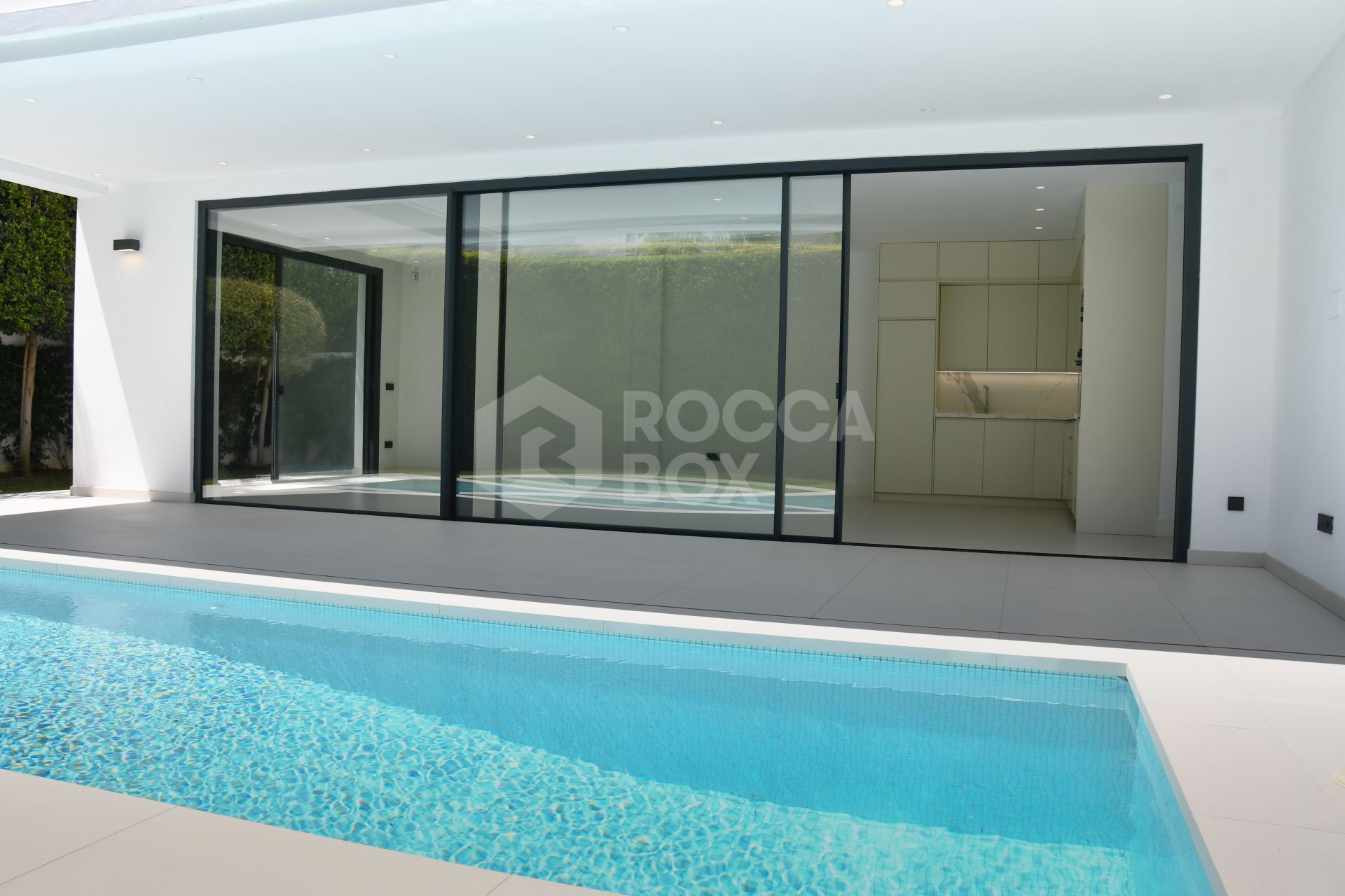 Luxury Brand New Villa, Golden Mile